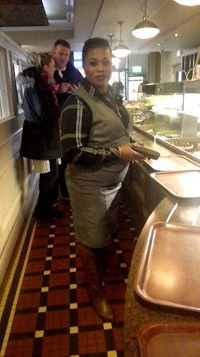 Opinii despre Red Earth - Lifestyle Store & Restaurant în Mullingar - Hospitality and gastronomy