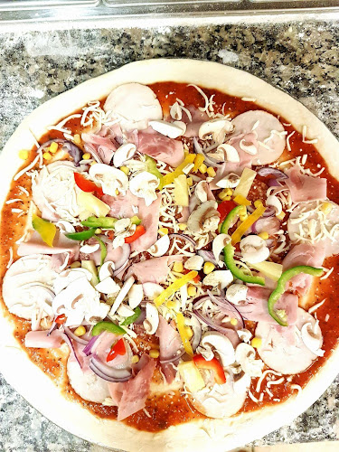 Robertos Take Away Arvagh - Hospitality and gastronomy