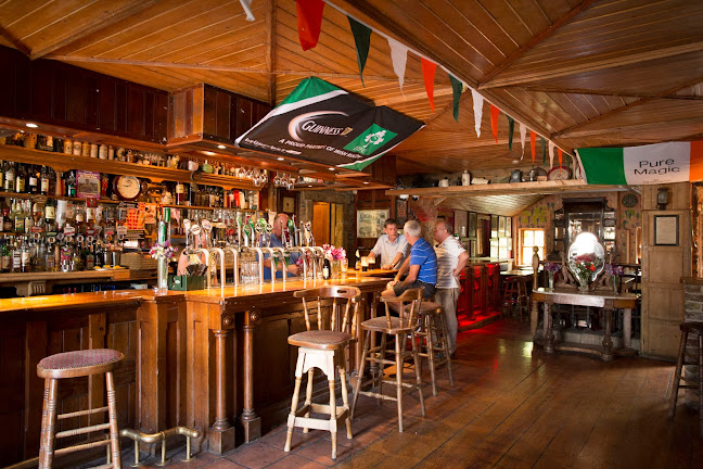 Opinii despre Corcoran's Bar & Next Door Off-Licence în New Ross - Hospitality and gastronomy