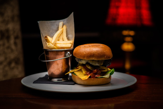 Brogan's Bar & Hotel - Trim