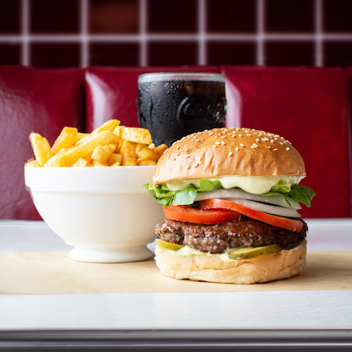 The Cove Centre, Dunmore Rd, Ballynakill, Waterford, X91 DK0Y