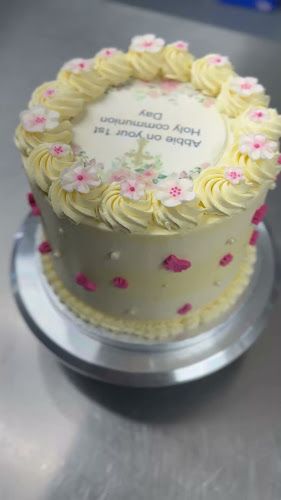 Ali's Bakery - Hospitality and gastronomy