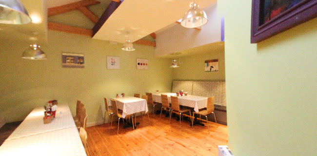 Olivia's Café & Bistro - Hospitality and gastronomy