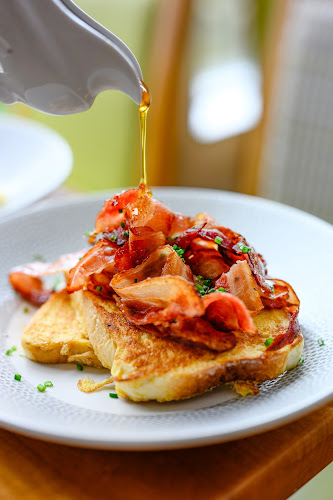 Comentarii opinii despre The Riverside Restaurant