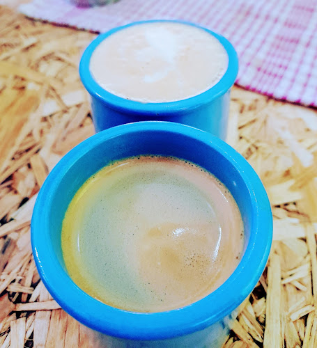 Comentarii opinii despre Blue House Coffee