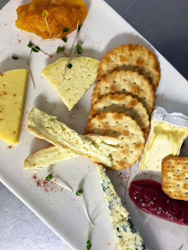 Comentarii opinii despre The Pink Elephant