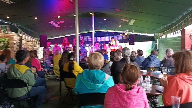 Opinii despre Lyons Bar (Longford) în Longford - Hospitality and gastronomy