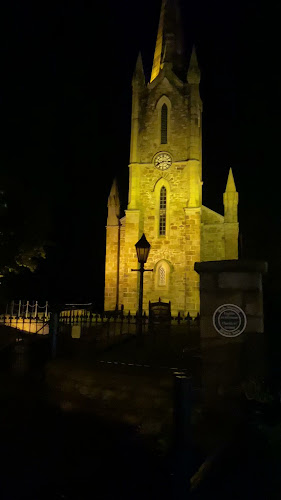 Olde Castle Seafood Bar - Hospitality and gastronomy