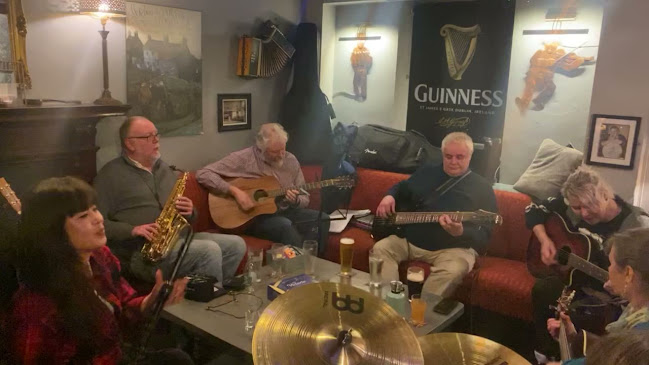 Opinii despre Bofey Quinns Bar & Restaurant în Corofin - Hospitality and gastronomy