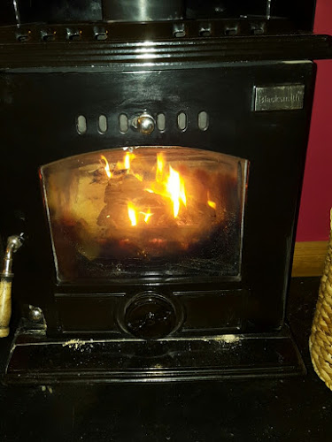 Blakes Bar And Lounge - Hospitality and gastronomy