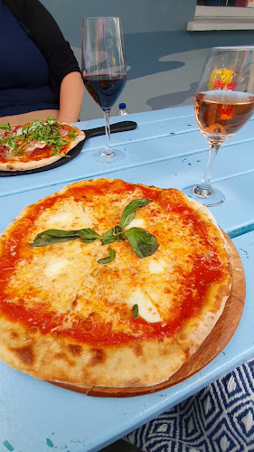 Lemon Leaf Cafe Bar & Townhouse - Hospitality and gastronomy