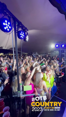 Opinii despre O'Flaherty's Bar în Buncrana - Hospitality and gastronomy