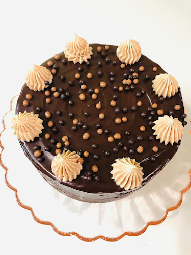 Ali's Bakery - Hospitality and gastronomy