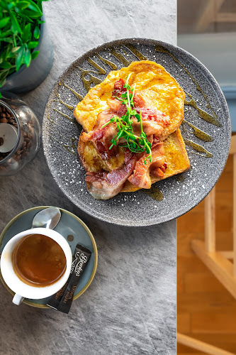 Riverside Hotel, Abbeyquarter North, Sligo, F91 X92V