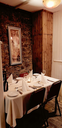 Opinii despre Cascada Restaurant în Charleville - Hospitality and gastronomy