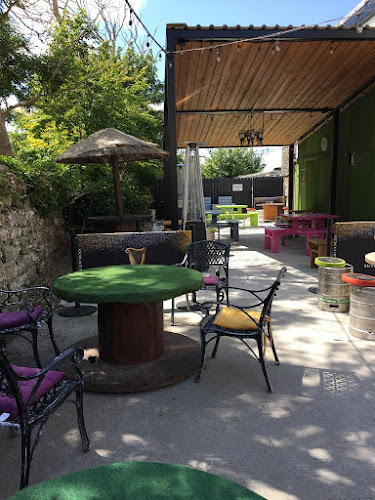 Bofey Quinns Bar & Restaurant