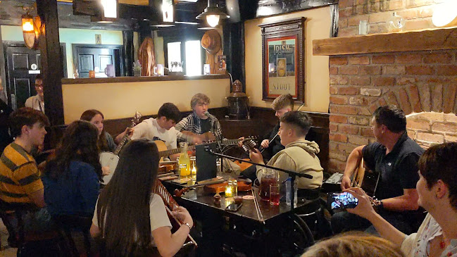 Opinii despre The Fleet Inn Guesthouse & Restaurant în Killybegs - Hospitality and gastronomy