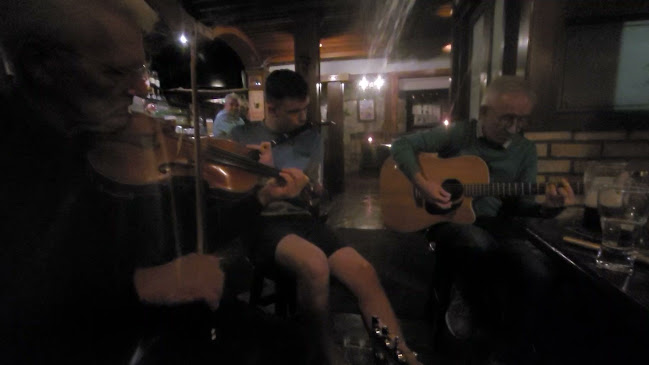 Opinii despre Gibbons' Pillar House Bar în Ballinasloe - Hospitality and gastronomy