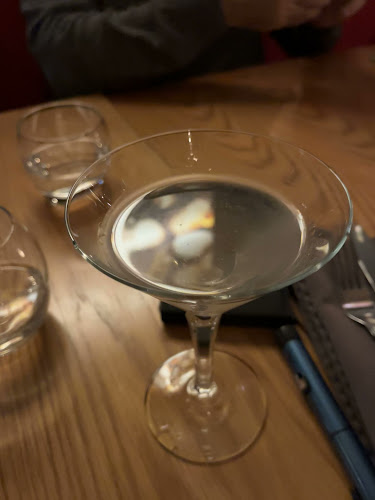 Oscars Seafood Bistro - Hospitality and gastronomy