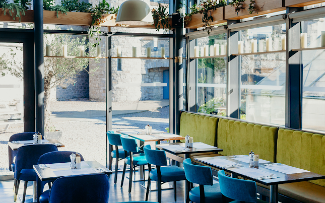 The Castle Blackrock - Neighbourhood Restaurant
