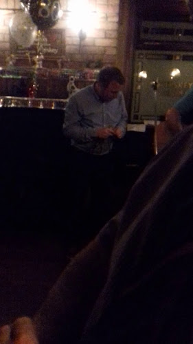 Opinii despre Power's Pub, Bar, Lounge & Beer Garden în Clarecastle - Hospitality and gastronomy