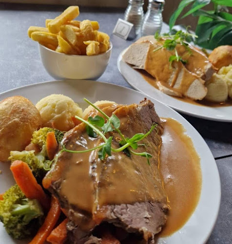 Comentarii opinii despre Top of the Hill Bar and Restaurant.