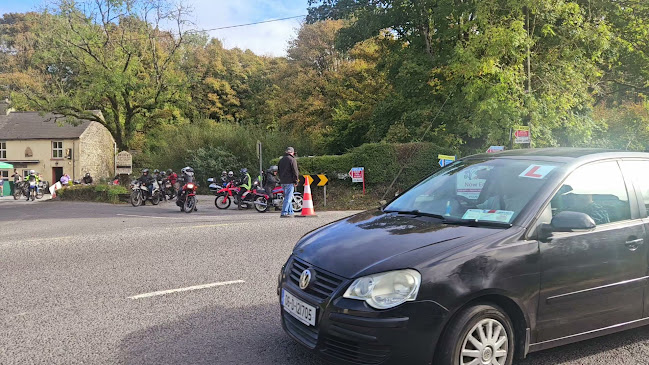 Comentarii opinii despre The Beehive Bar