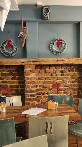 Opinii despre Cappuccinos în Wexford - Hospitality and gastronomy