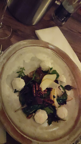 Opinii despre Shades Bar & Grill în Cavan - Hospitality and gastronomy