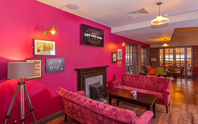 Off The Bone Gastropub - Hospitality and gastronomy