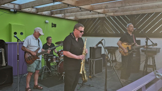 The Igoe Inn Bar - Hospitality and gastronomy