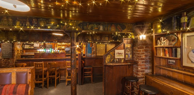 Comentarii opinii despre Silken Thomas & Accommodation