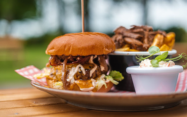 Opinii despre Junction One Bar în Tipperary - Hospitality and gastronomy