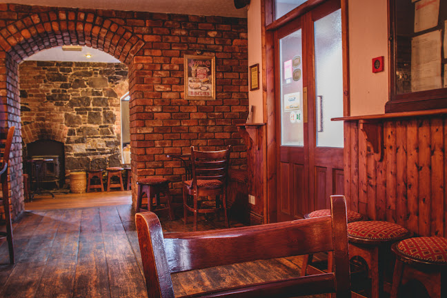 Comentarii opinii despre Roches Bar