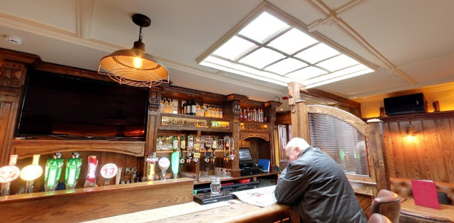 Carpenters Bar Lounge & Restaurant - Hospitality and gastronomy