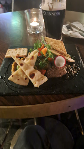 8 Cross Street Upper, Galway, H91 YY06