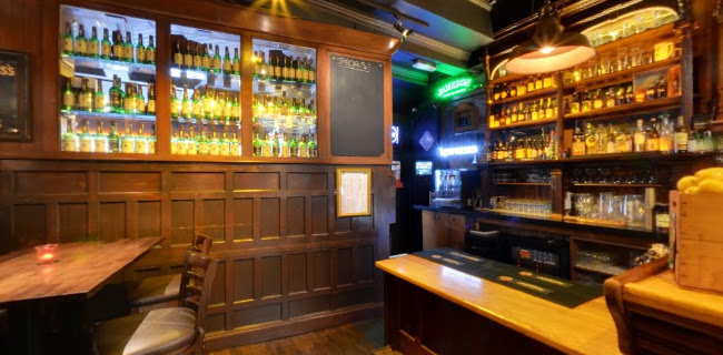 Paris Texas Bar and Restaurant