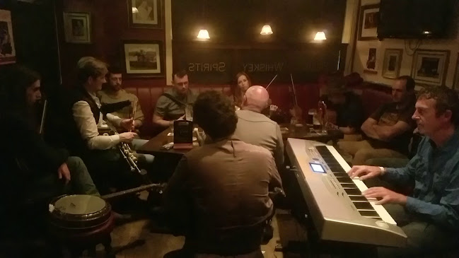 Opinii despre Ciaran's Bar în Ennis - Hospitality and gastronomy