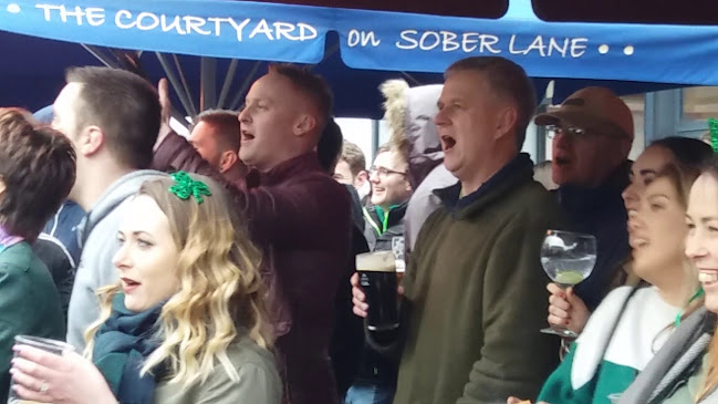 Opinii despre The Courtyard on Sober Lane în Cork - Hospitality and gastronomy