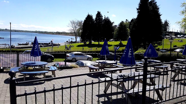 The Lough Ree Inn