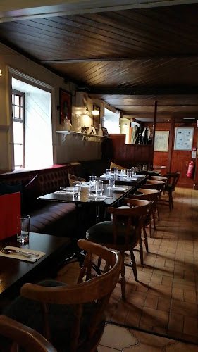 Opinii despre The Villager Bar & Restaurant în Athlone - Hospitality and gastronomy