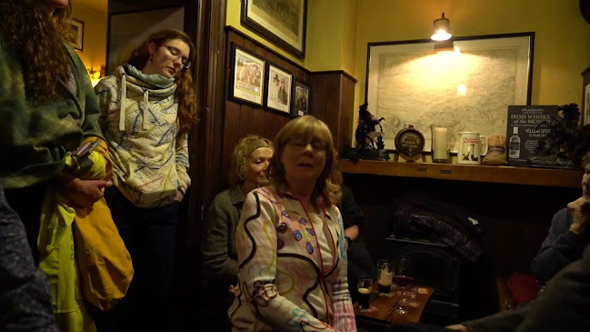 Opinii despre O'Loclainn's Irish Whiskey Bar în Ballyvaughan - Hospitality and gastronomy