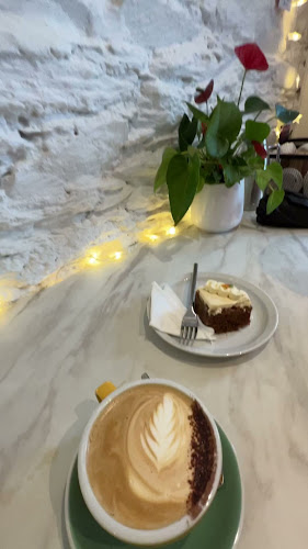 Opinii despre Napoli Coffee & Wine Bar în Monkstown - Hospitality and gastronomy