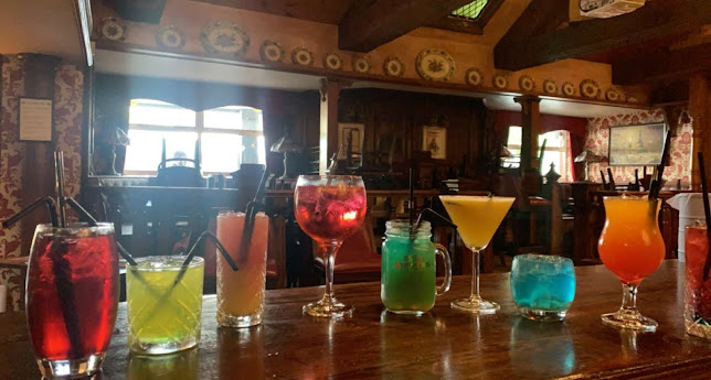 Comentarii opinii despre Simpsons Bar & Restaurant / Oliver’s restaurant