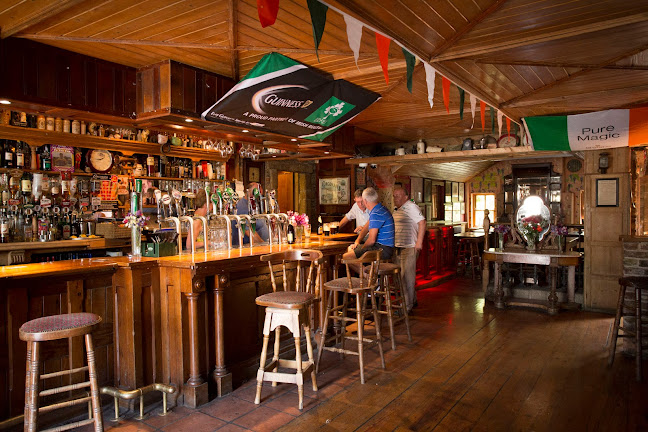 Opinii despre Corcoran's Bar & Next Door Off-Licence în New Ross - Hospitality and gastronomy