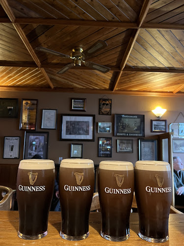 Comentarii opinii despre Husseys Bar