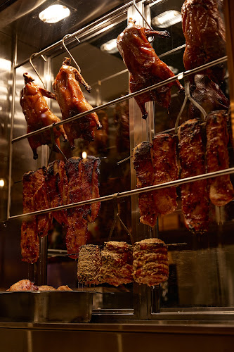 Nosh 19 - Hospitality and gastronomy