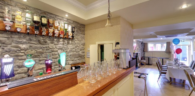 Comentarii opinii despre Horseshoe Bar & Restaurant