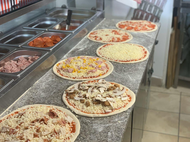 Giannis Take Away - Hospitality and gastronomy