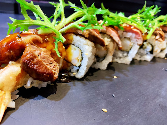 Comentarii opinii despre Tomodachi Sushi Bar